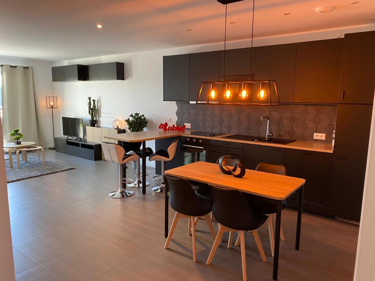 Gold Cocoon T3 74M2 Proche Centre Ville Villejust Exterior foto