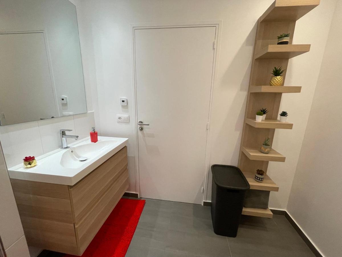 Gold Cocoon T3 74M2 Proche Centre Ville Villejust Exterior foto